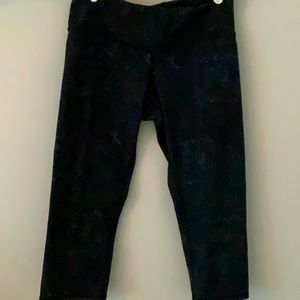 Alo yoga womens capri leggings